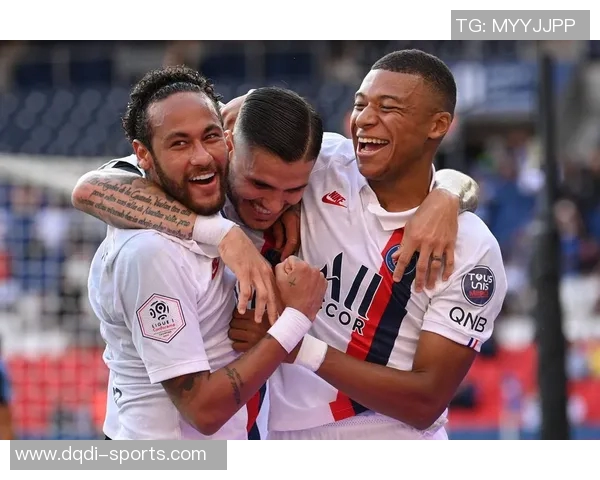 友谊赛巴黎圣日耳曼与本菲卡战平转会传闻引发全场热议