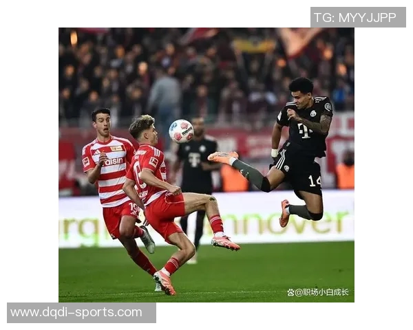 世界杯惊天逆转阿森纳与拜仁激战成平局引发全场热议