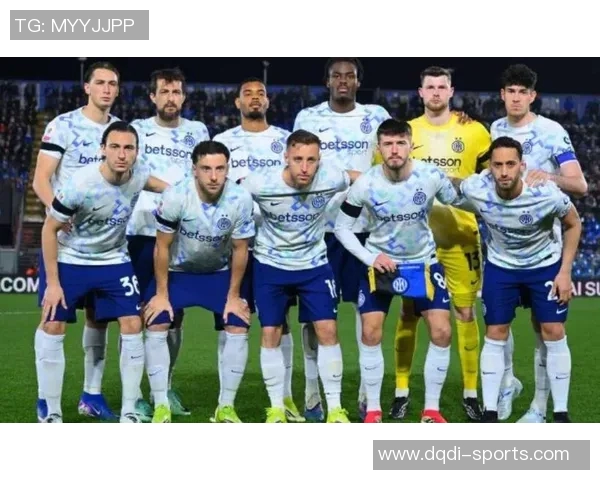 友谊赛国米与里昂战成平局门将神扑引发全场热烈反响